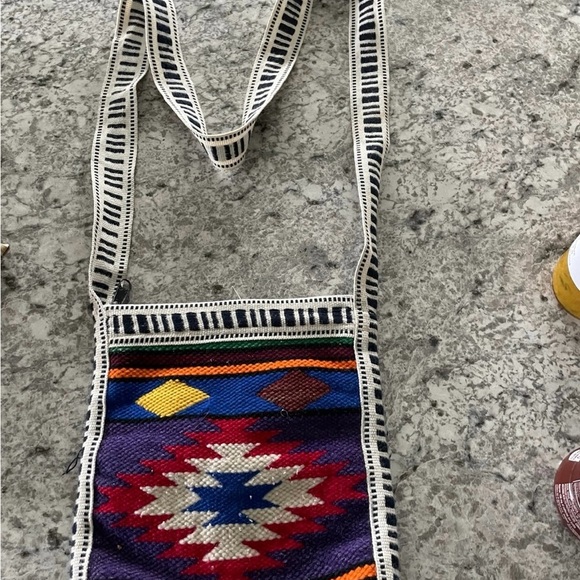 Artesian Geometric Crossbody Bag - Picture 1 of 2